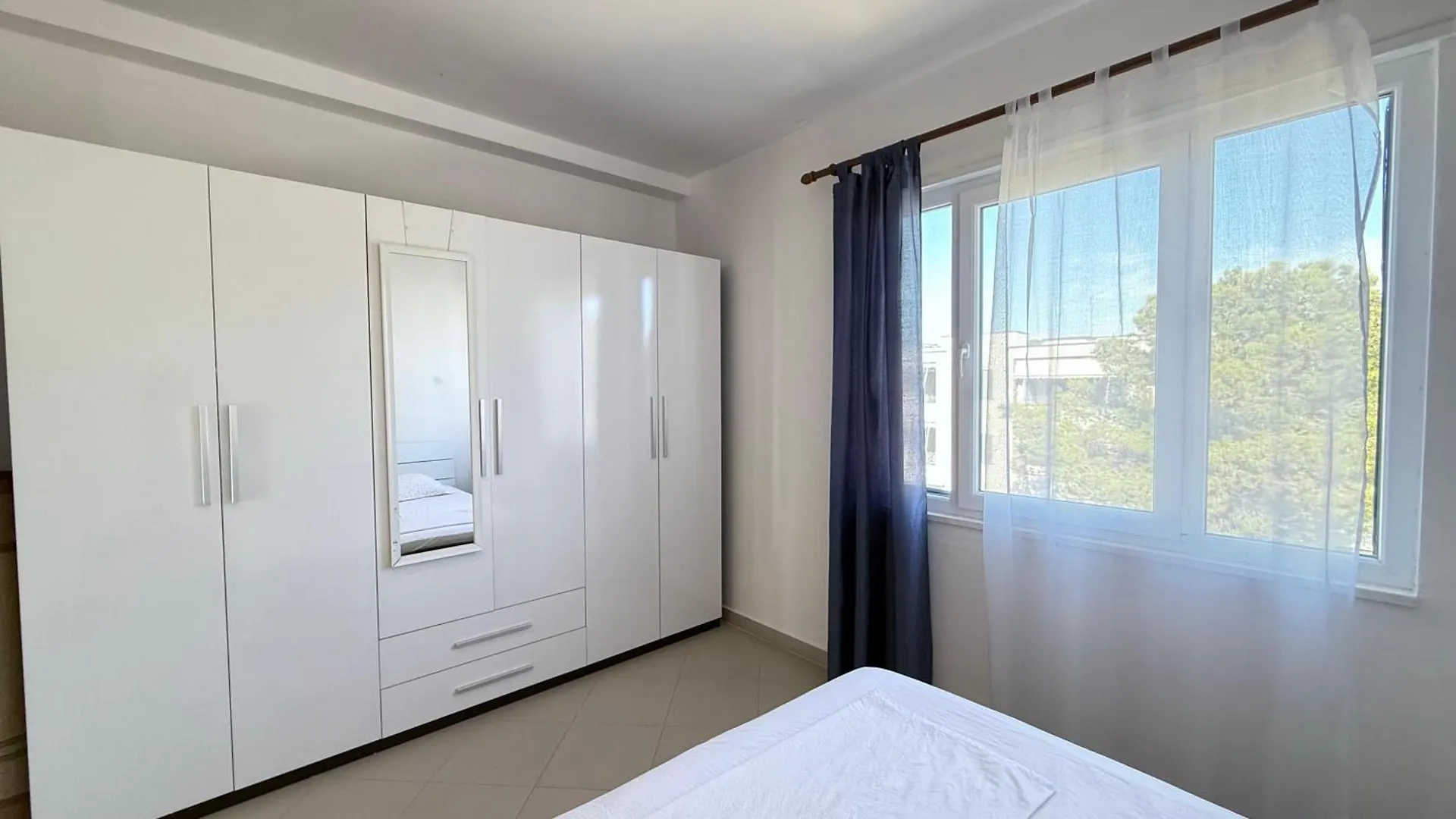 Vala Mar Apartments By Four C Hamallaj 0*,