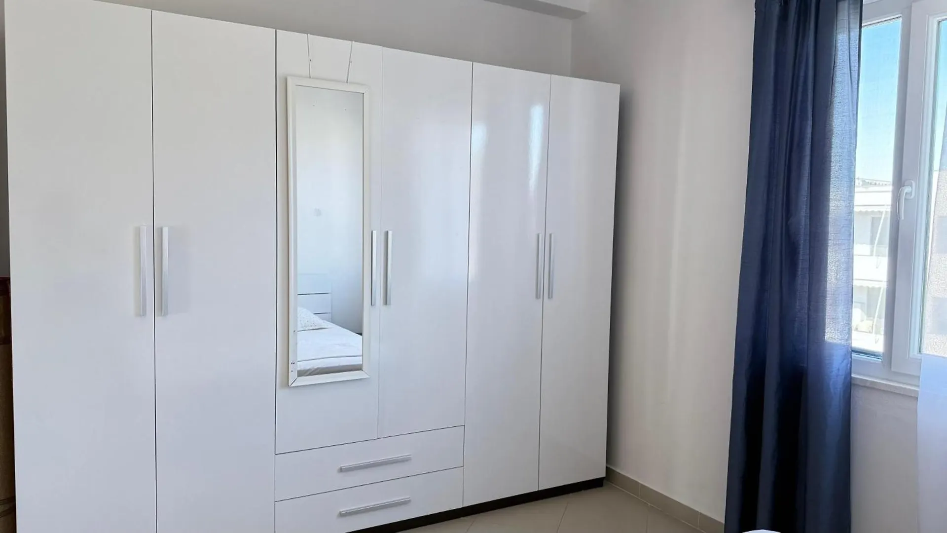 Vala Mar Apartments By Four C Hamallaj